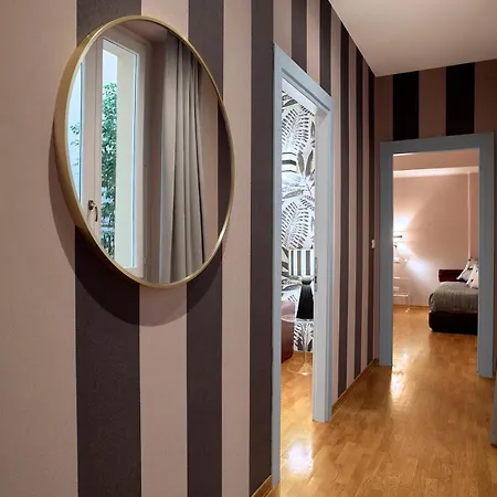 Trianon Borgo Pio 4* רומא