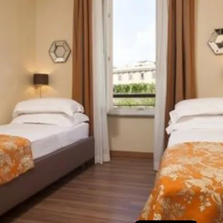 מלון Trianon Borgo Pio 4*