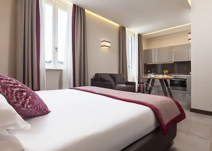 Trianon Borgo Pio 4*